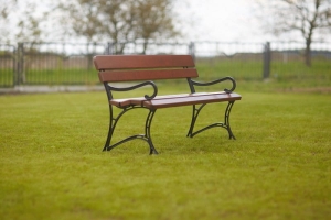 Ławka z oparciem i podłokietnikiem ROYAL 